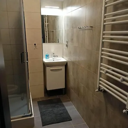 44 Apartment Sianozety